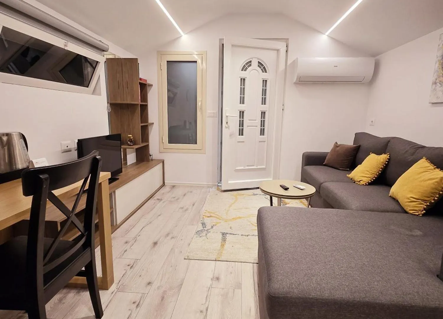 Apartment Sols Residence - Tirana'S Heart Albania